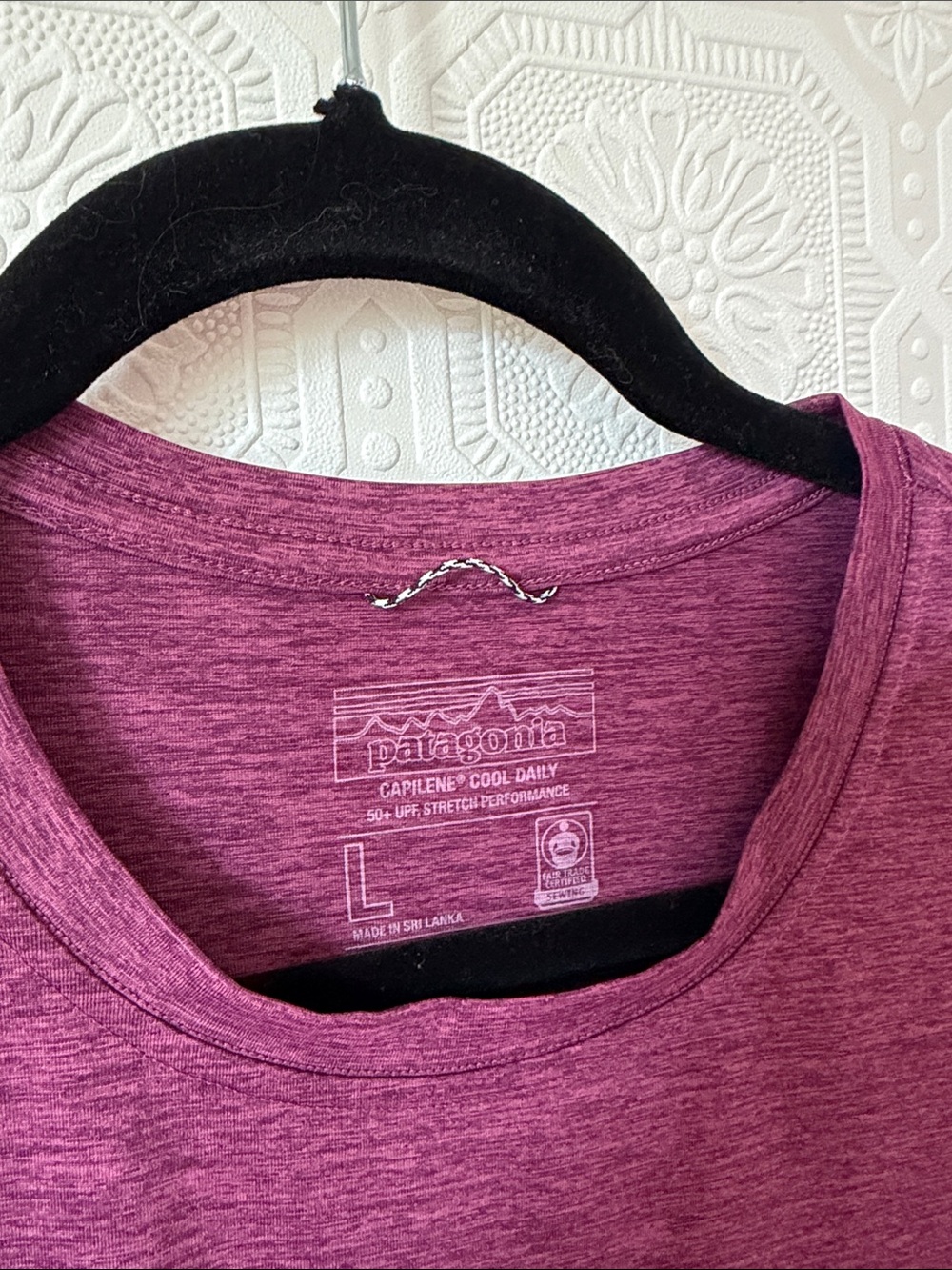 Patagonia Women's Capilene Cool Heather Plum Crew Neck Tee Size L - Picture 2 of 5